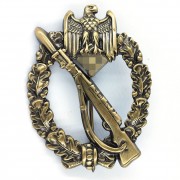 Infantry assault badge in bronze hollow