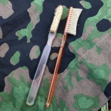 Toothbrush of the Wehrmacht, Red Army