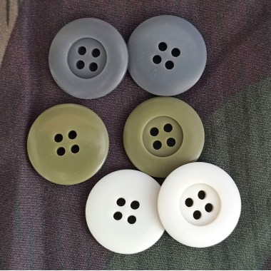 Button 22 mm 4 holes plastic for clothing